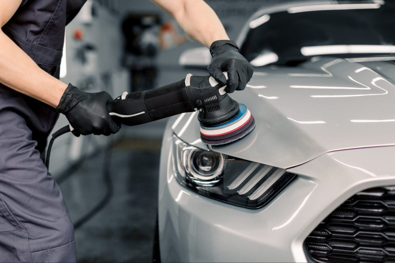 Machine polishing for paint restoration